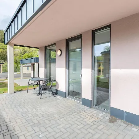 Barrierefreies Am Kronenburger Mit Terrasse