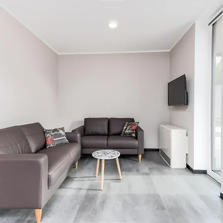 Tasteful In With Terrace Holiday home *