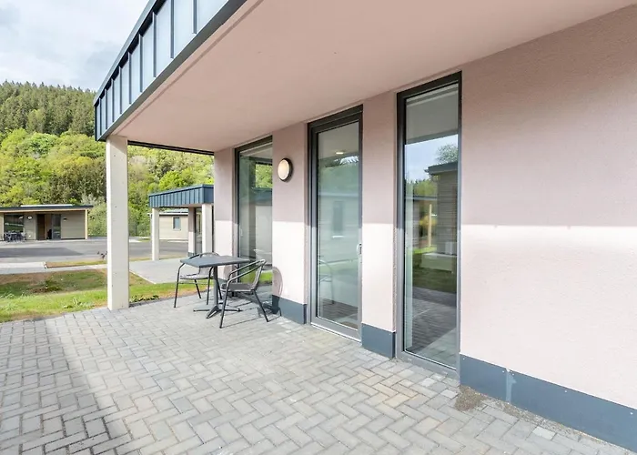 Kronenburger Couples