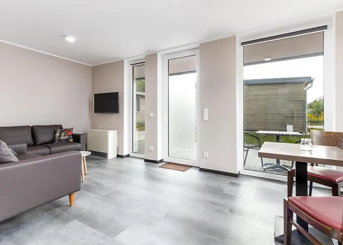 Kronenburger Couples